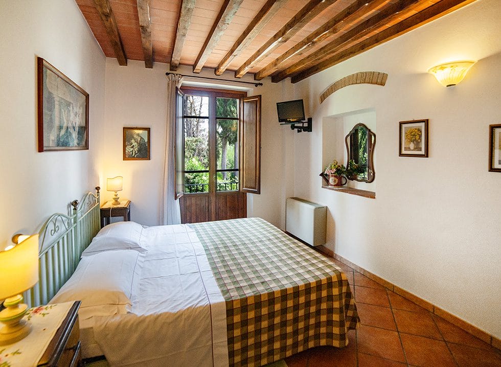 hotel-torciano-vecchio-asilo-camera